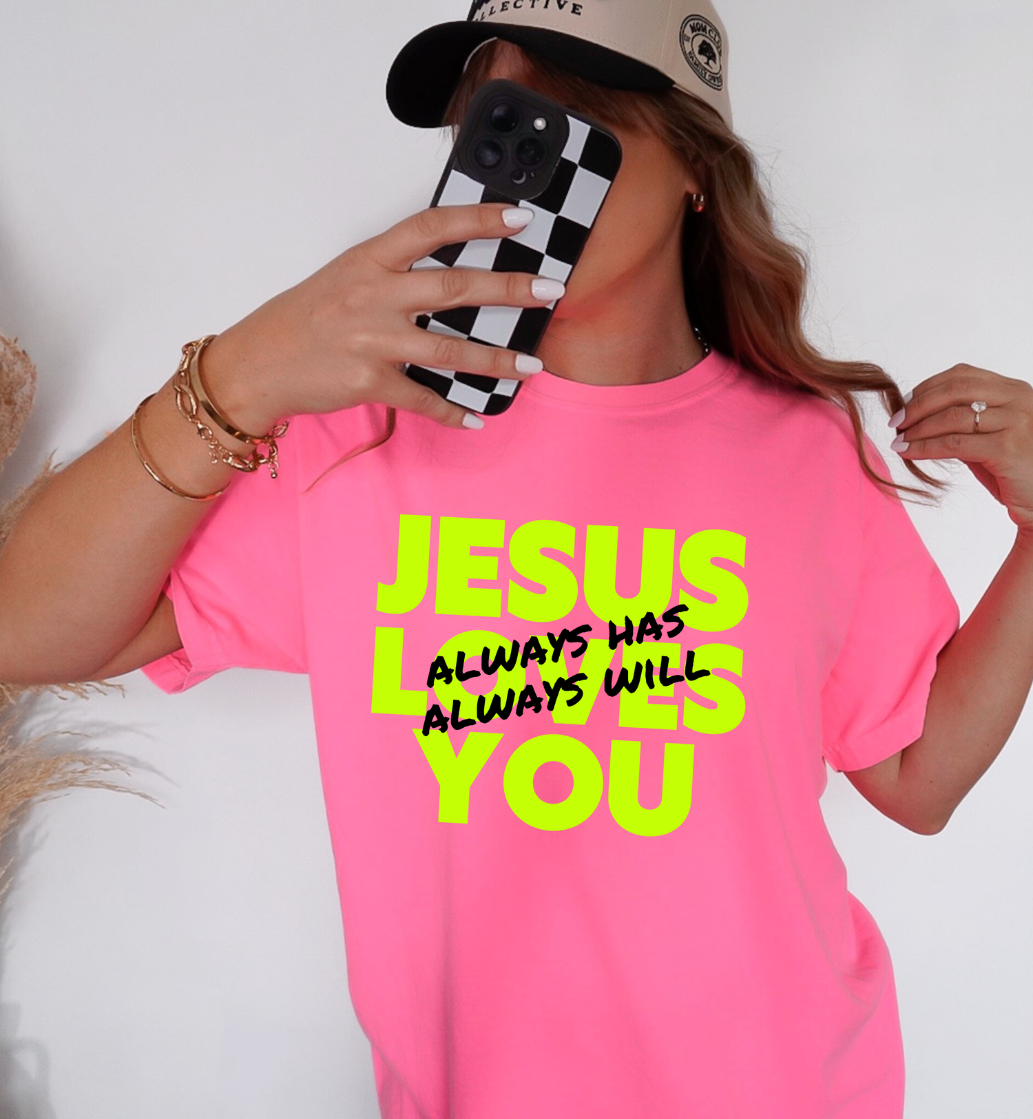 JESUS LOVES YOU T-SHIRT